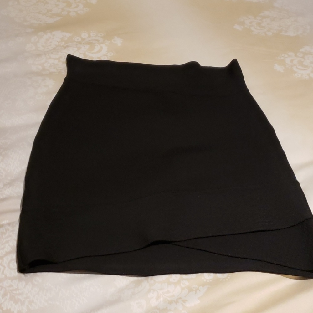 Bcbg black mini skirt